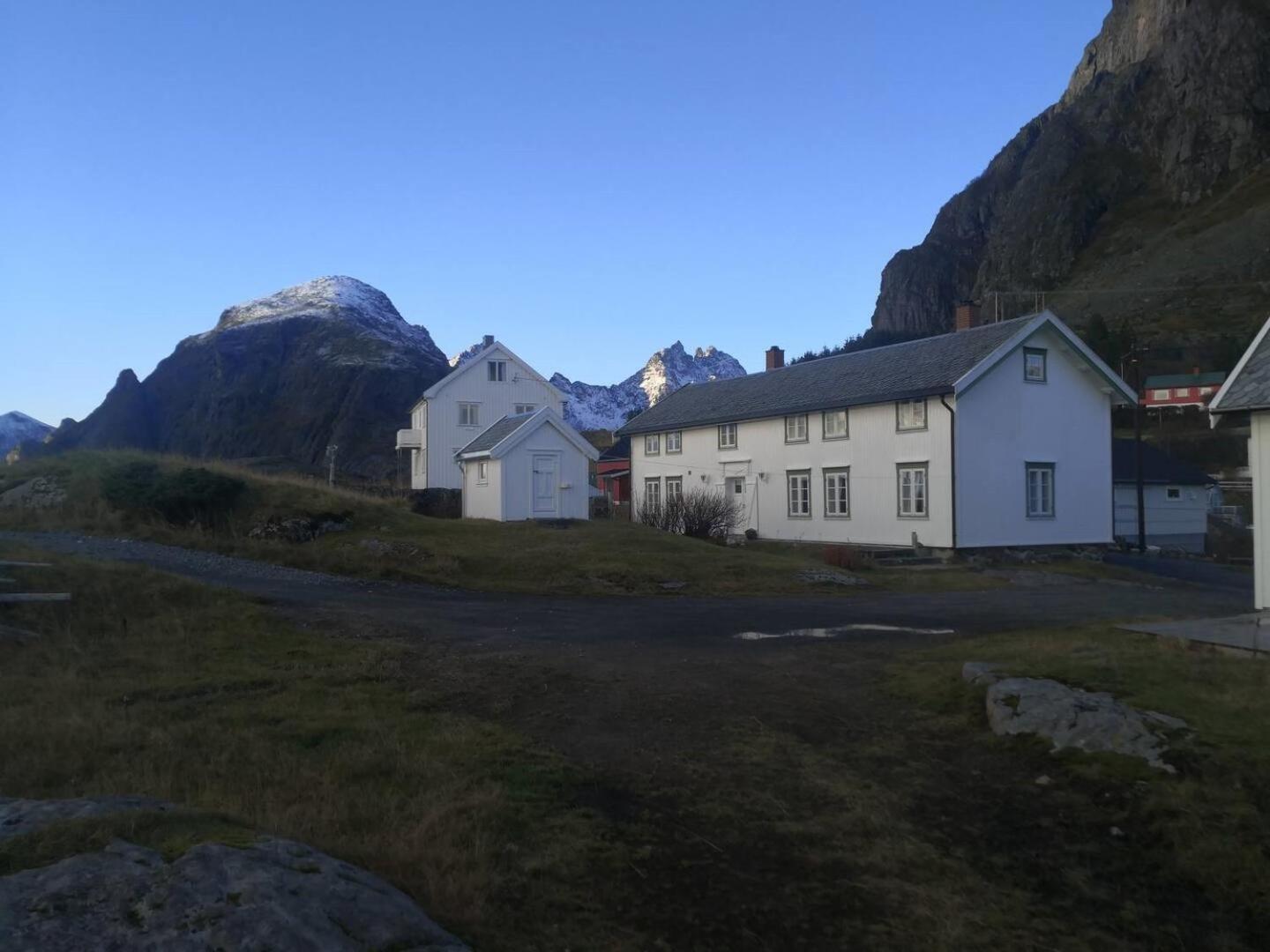 Villa House With Amazing View & Location In Tind Sørvågen Exterior foto