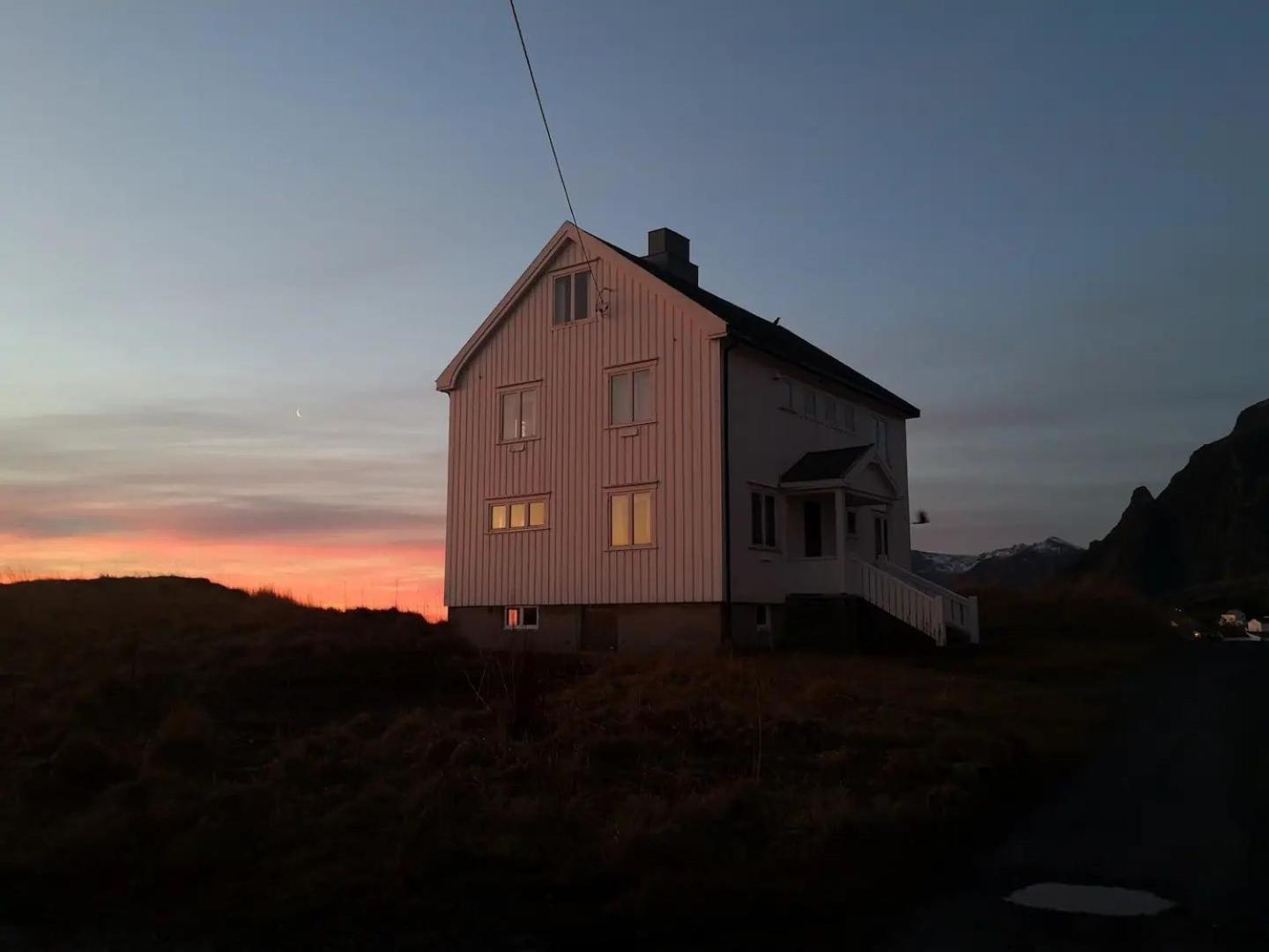 Villa House With Amazing View & Location In Tind Sørvågen Exterior foto
